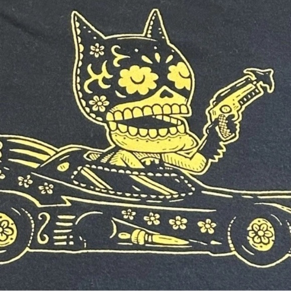 American Apparel Women's Short Sleeve Día De Los Muertos Batman Black Shirt SML - Picture 2 of 3